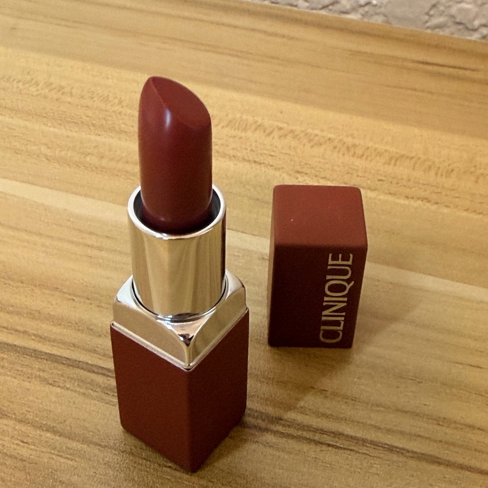 Clinique Even Better Pop Lipstick Lip Full Size 15 Color Tender New in Box